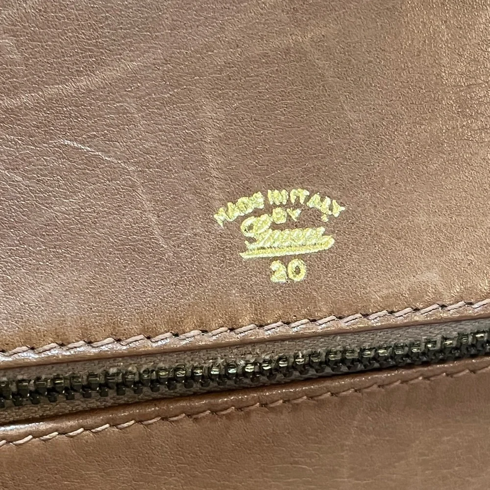 Gucci Vintage Leather Travel Bag